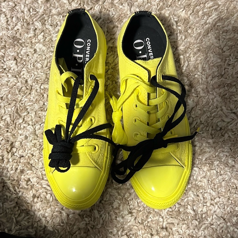 Converse OPI size 6.5 Yellow